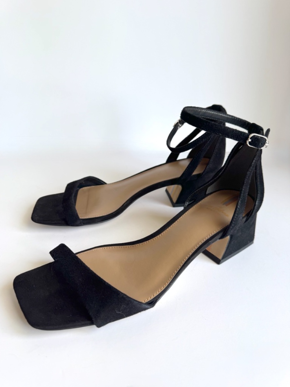 Sam Edelman Wilson Ankle-Strap Block-Heel Sandals in Black Size 8 - Picture 2 of 9
